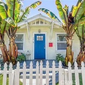 Lbc Paradise Holiday home